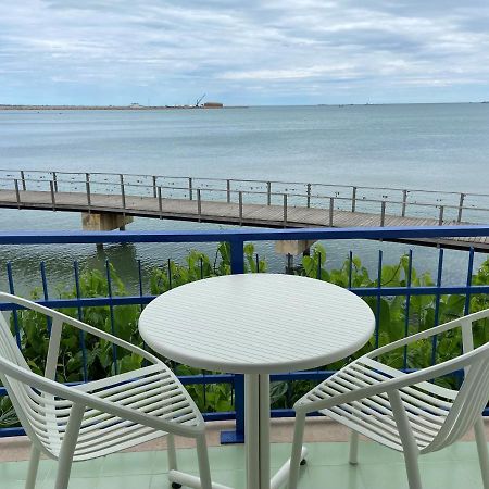 Hotel Restaurant Juanito Platja Сан-Карлос-де-ла-Рапіта Екстер'єр фото